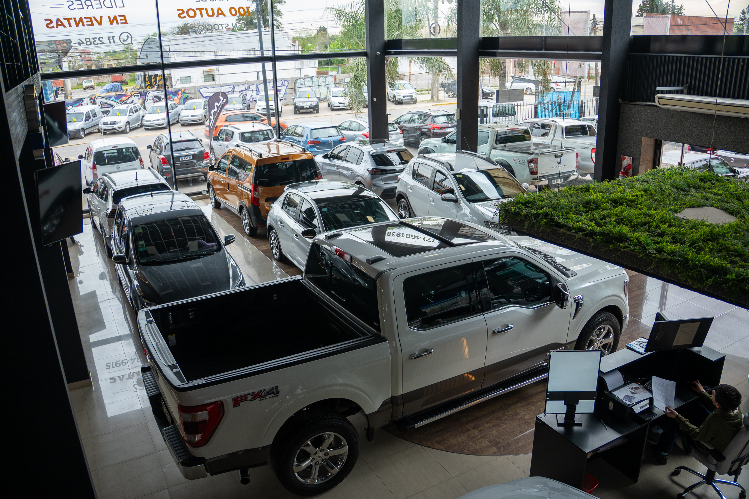 Instalaciones de Automoviles JMU · foto 16