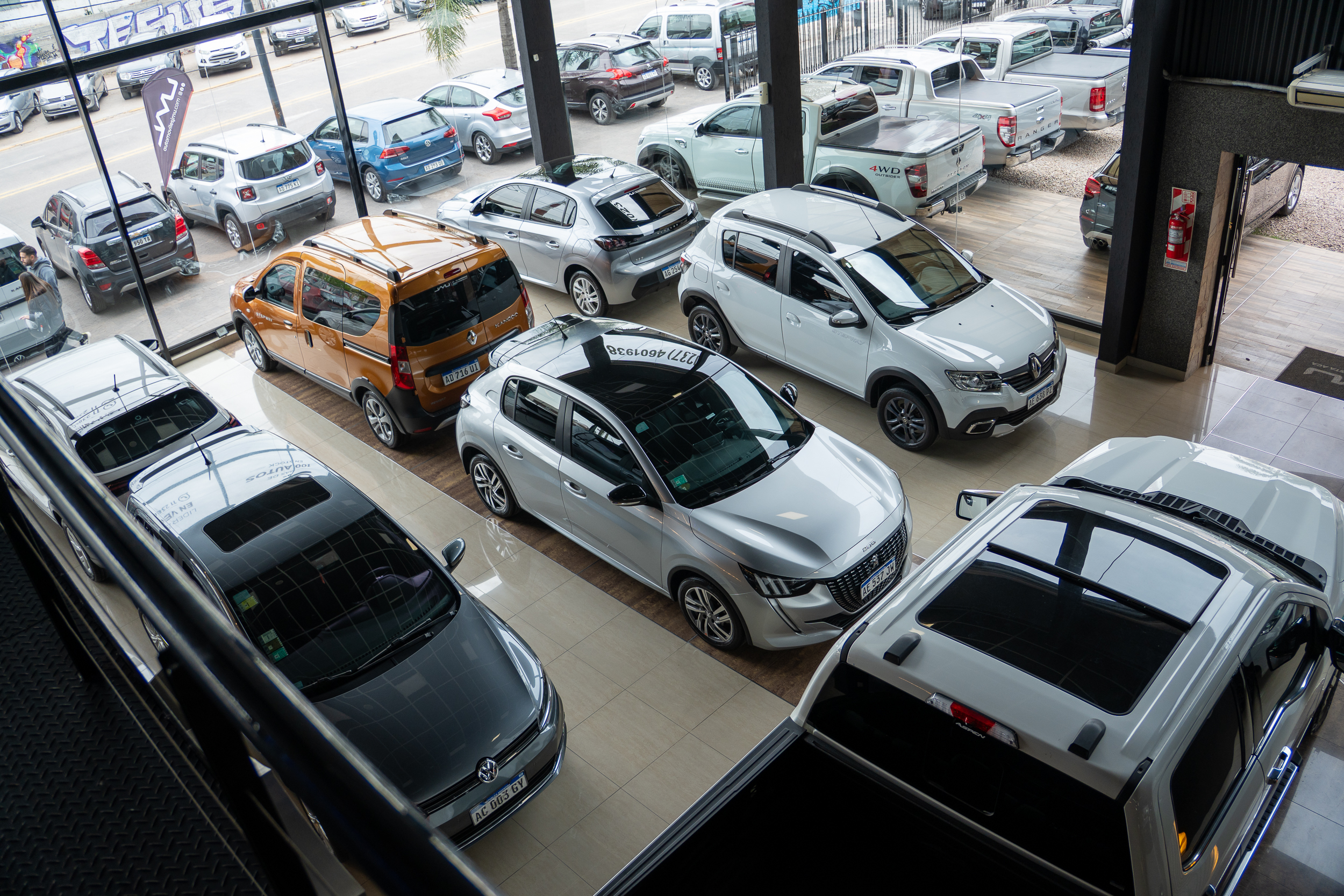 Instalaciones de Automoviles JMU · foto 11